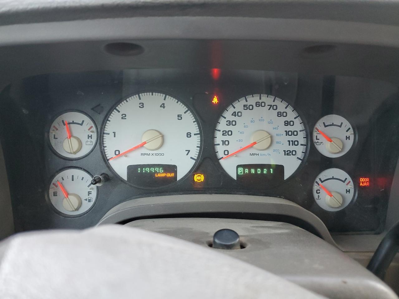 2004 Dodge RAM - Image 9