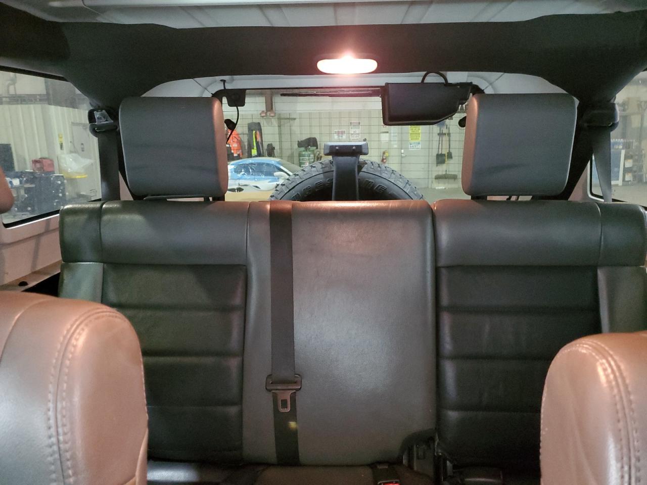 2010 Jeep Wrangler - Image 10