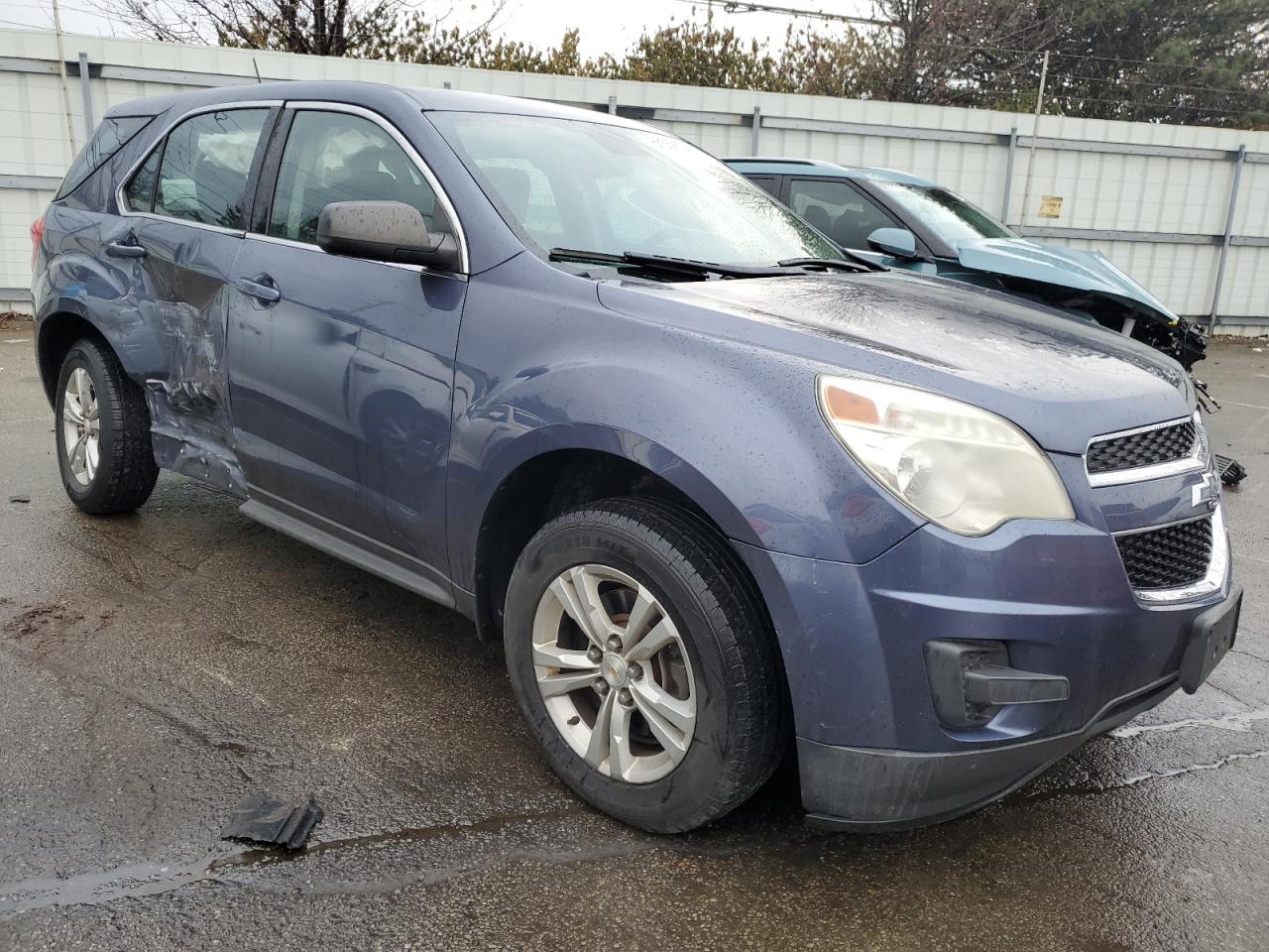 VIN 2GNALBEK7D6294826 2013 CHEVROLET EQUINOX no.4