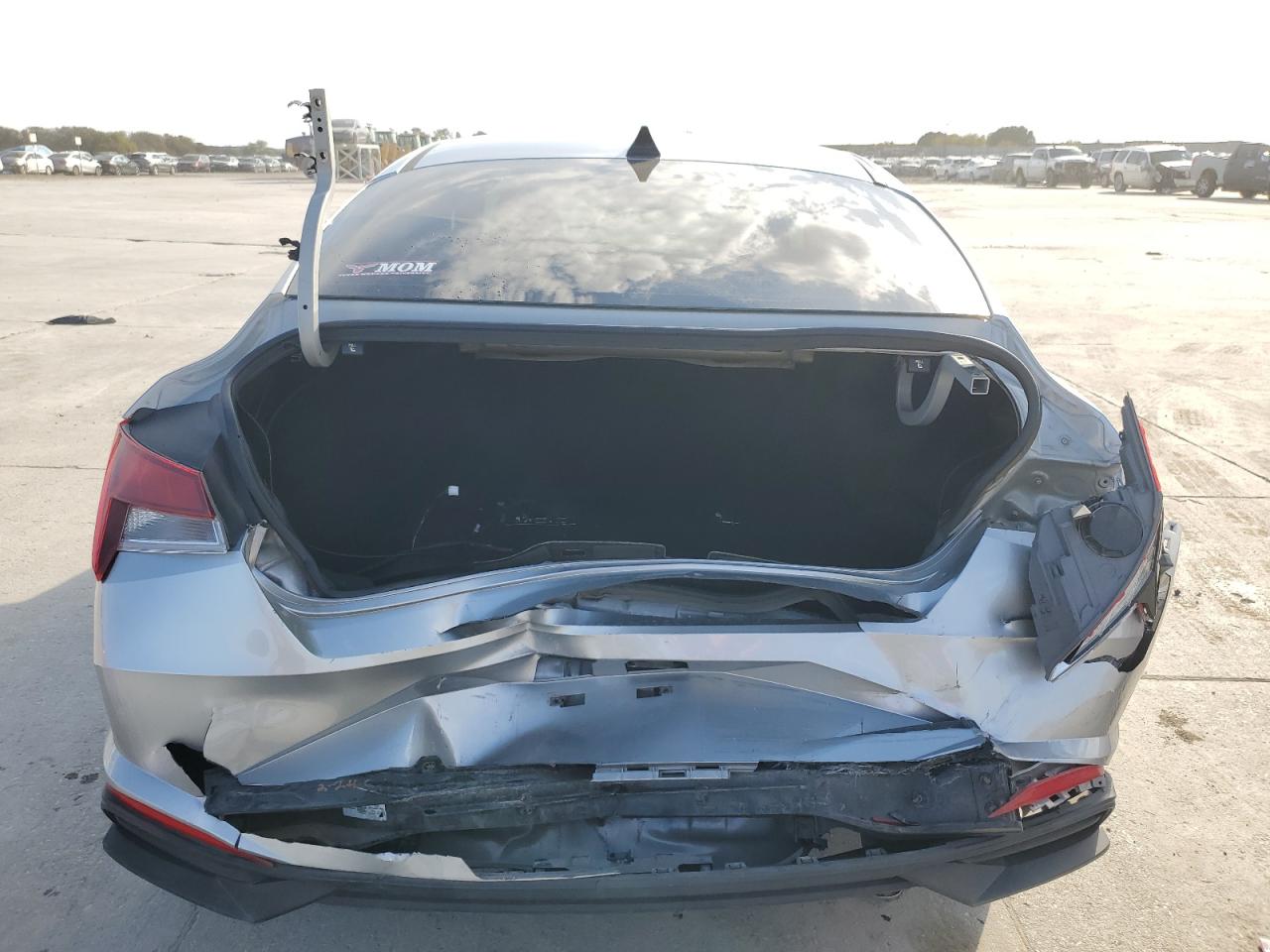2021 Hyundai Elantra - Image 6