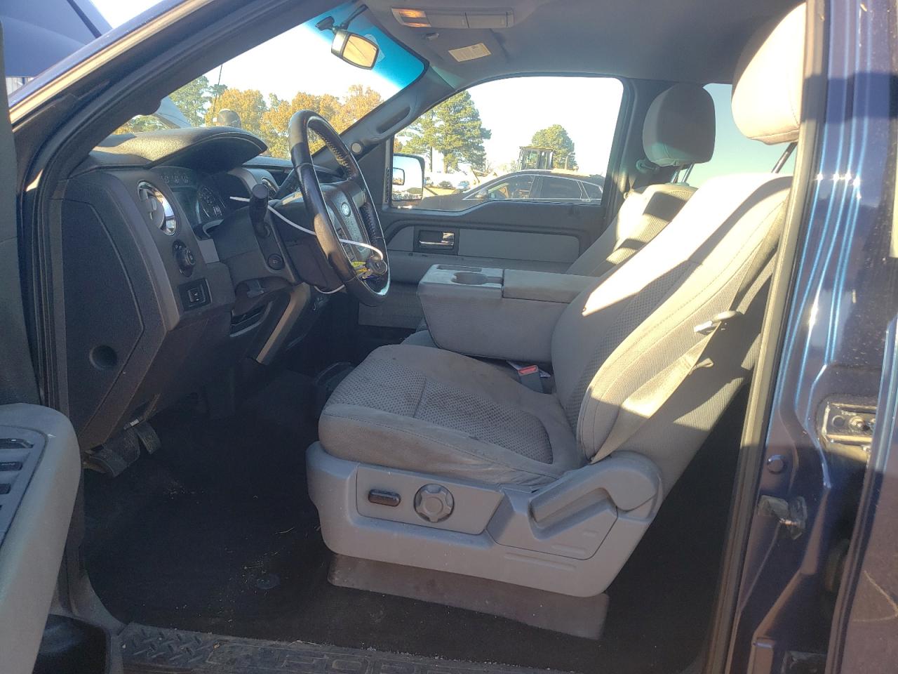 2012 Ford F-150 - Image 7