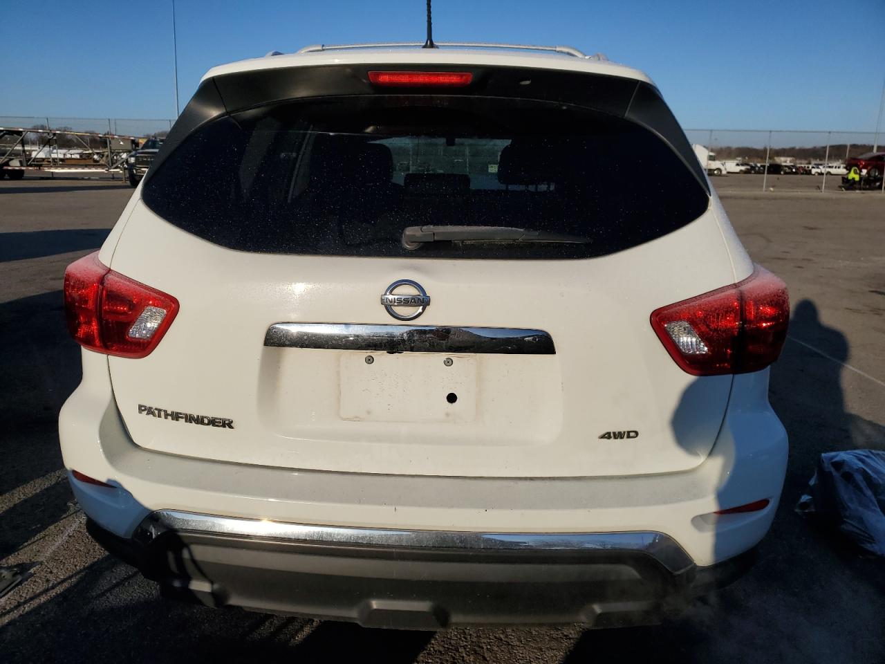 VIN 5N1DR2MM3JC632390 2018 NISSAN PATHFINDER no.6