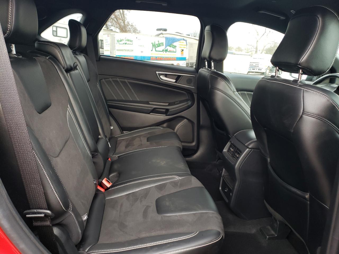 2021 Ford Edge - Image 11