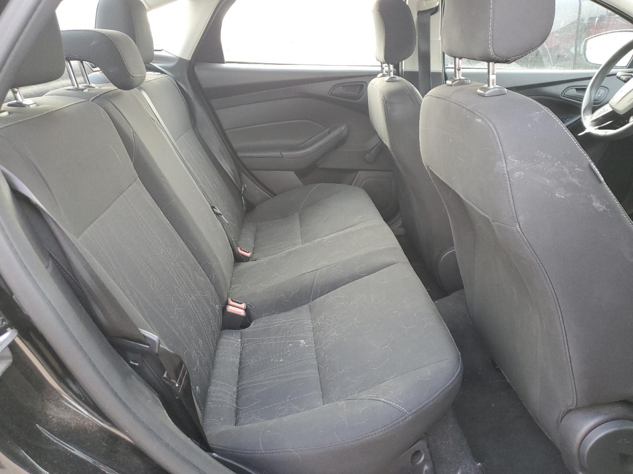 2015 Ford Focus - Image 10