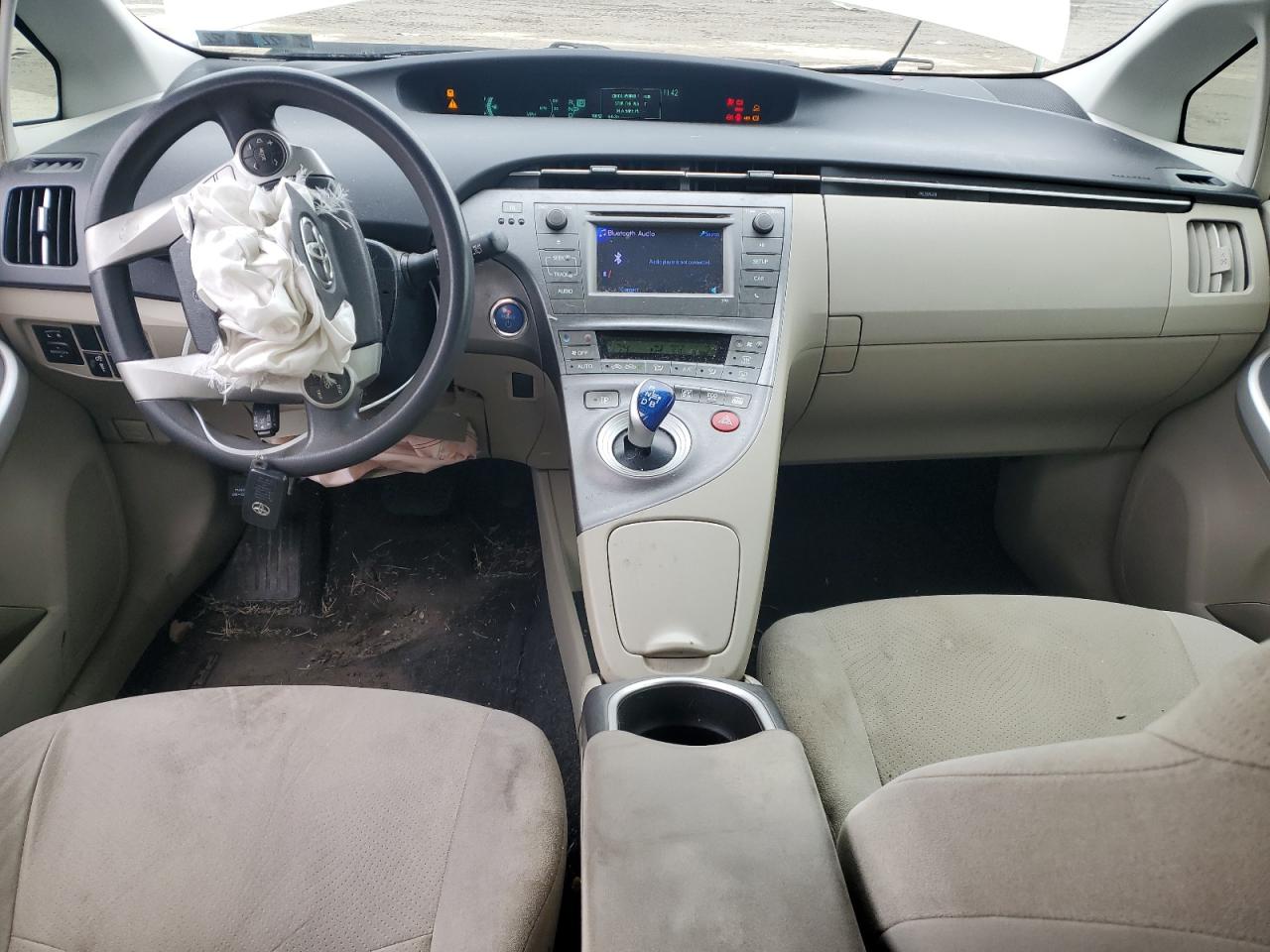 2015 Toyota Prius - Image 8