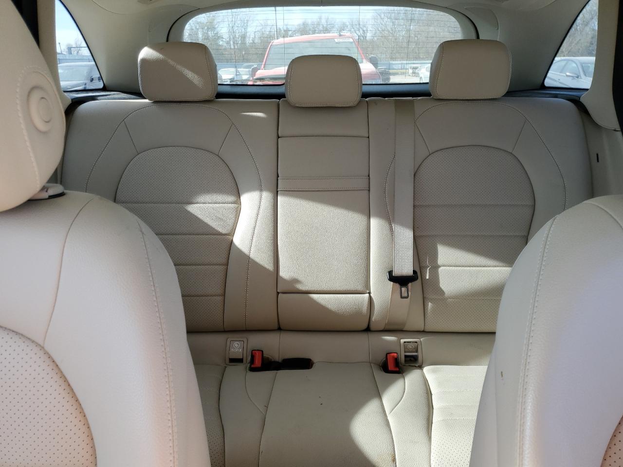 2021 Mercedes-Benz GLC - Image 10