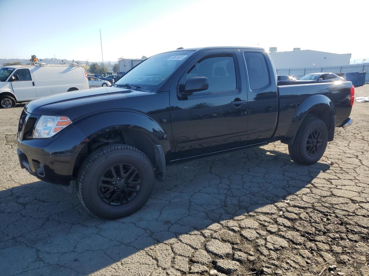 2017 Nissan Navara (Frontier) - Image 1