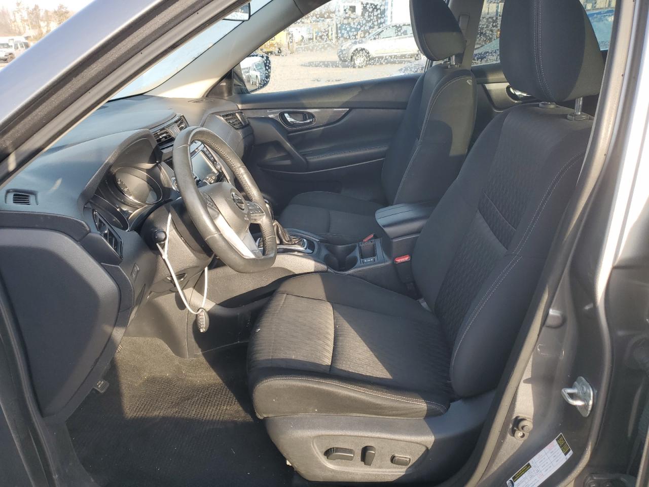 2018 Nissan Rogue - Image 7