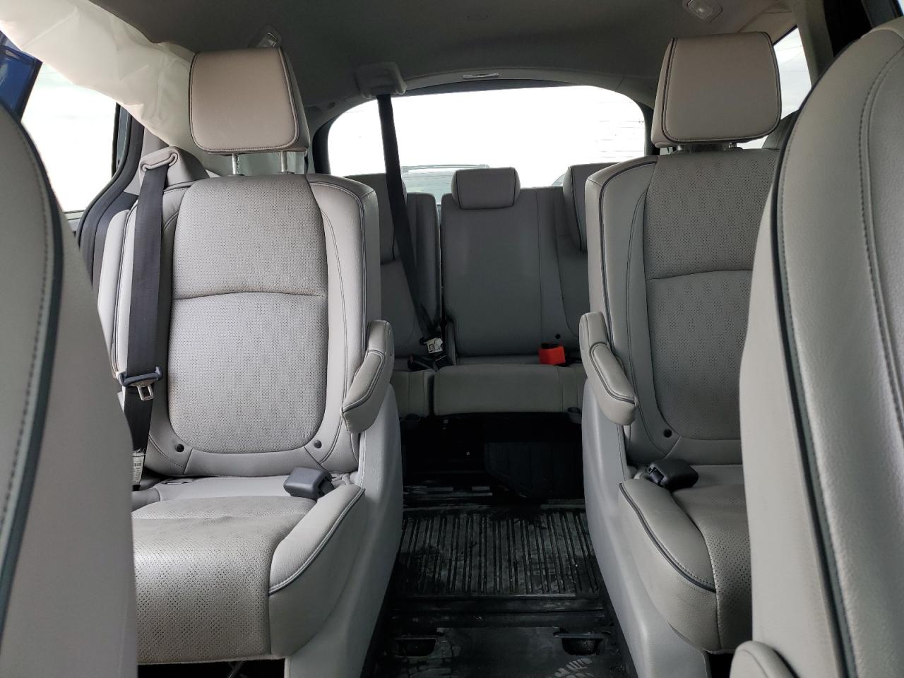 2022 Honda Odyssey - Image 10