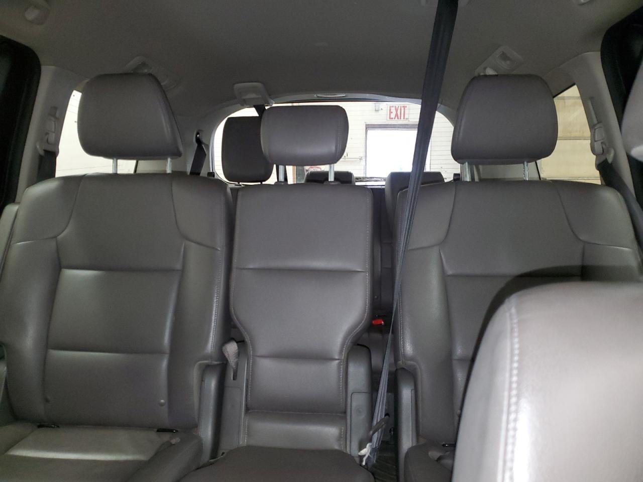 2016 Honda Odyssey - Image 10
