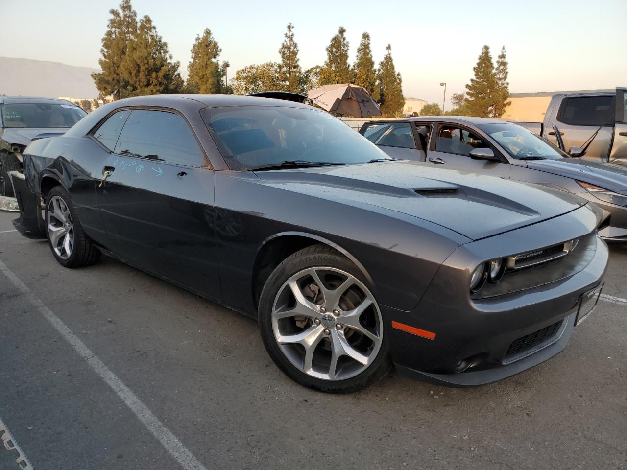 2016 Dodge Challenger - Image 4