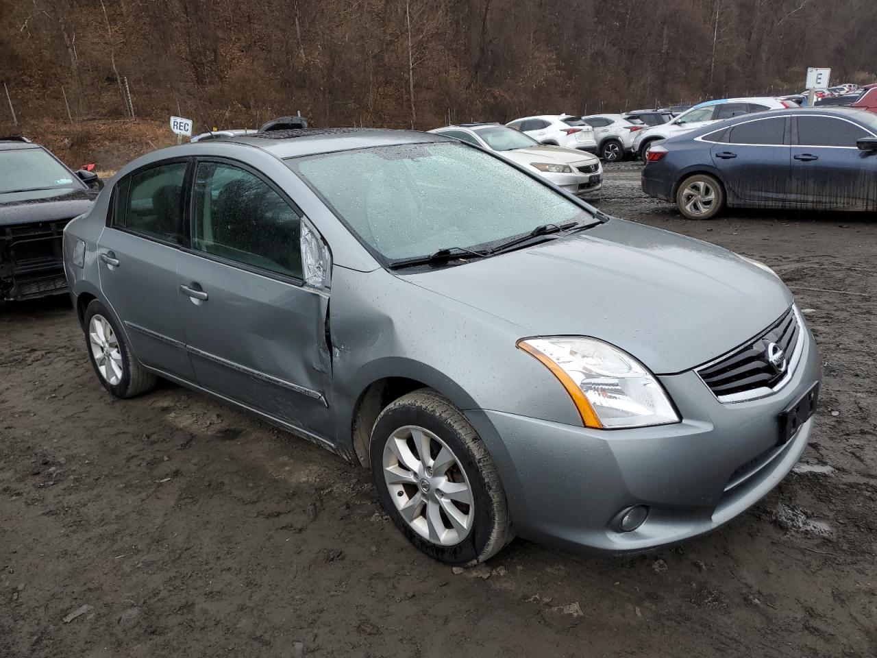 2010 Nissan Sentra - Image 4