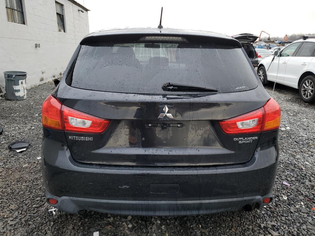 2016 Mitsubishi Outlander Sport Es VIN: JA4AR3AU0GZ024778 Lot: 84381074