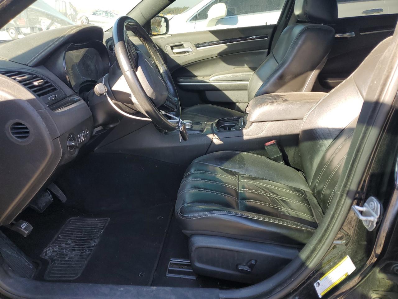 2019 Chrysler 300 S VIN: 2C3CCABG6KH639118 Lot: 82771754