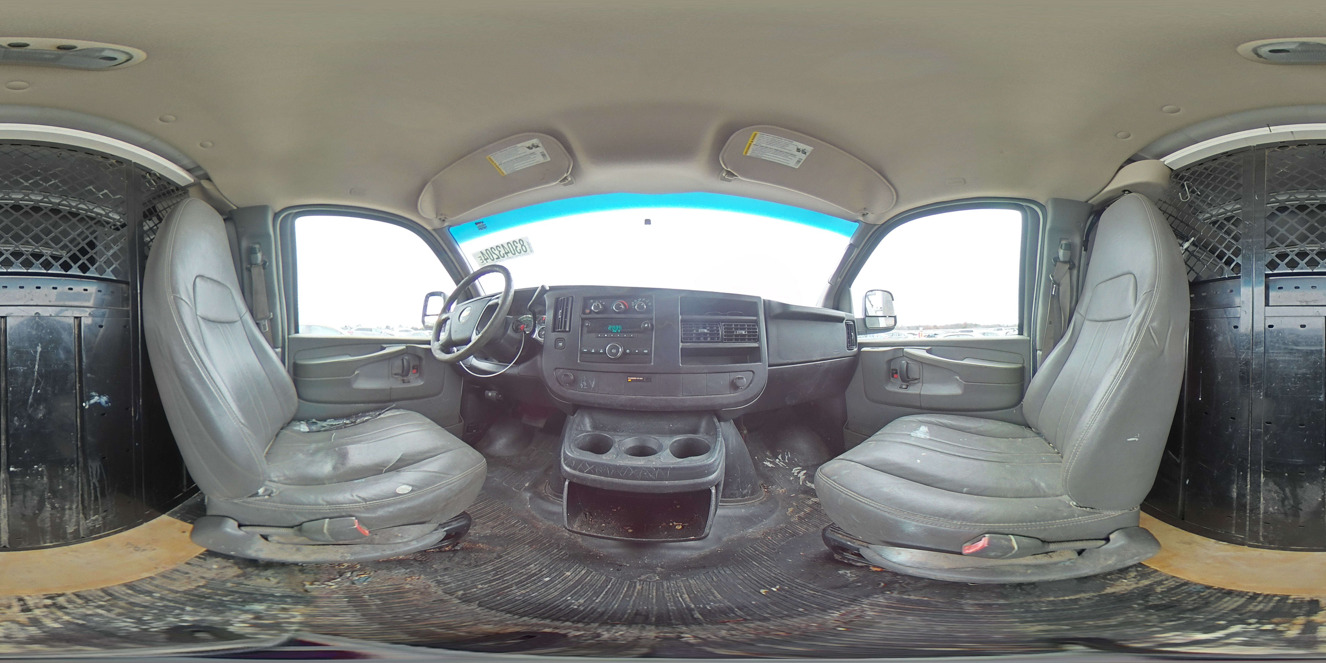 2010 Chevrolet Express - Image 14