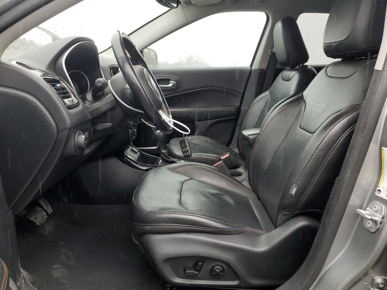 2020 Jeep Compass - Image 7