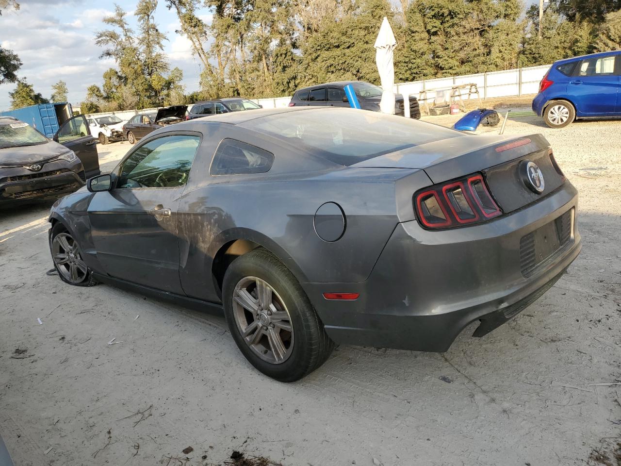 2013 Ford Mustang - Image 2