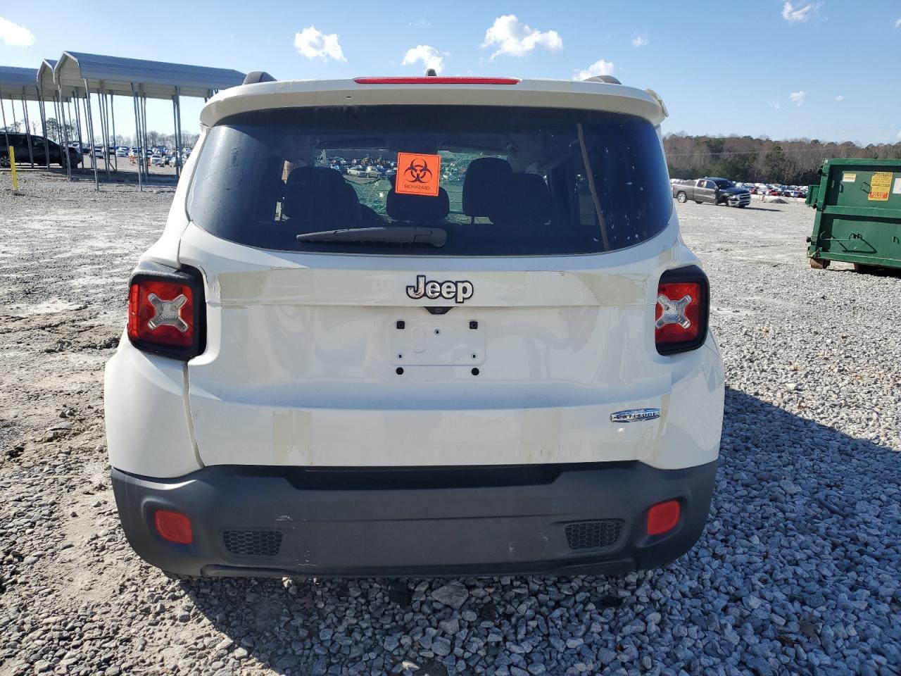 2017 Jeep Renegade - Image 6