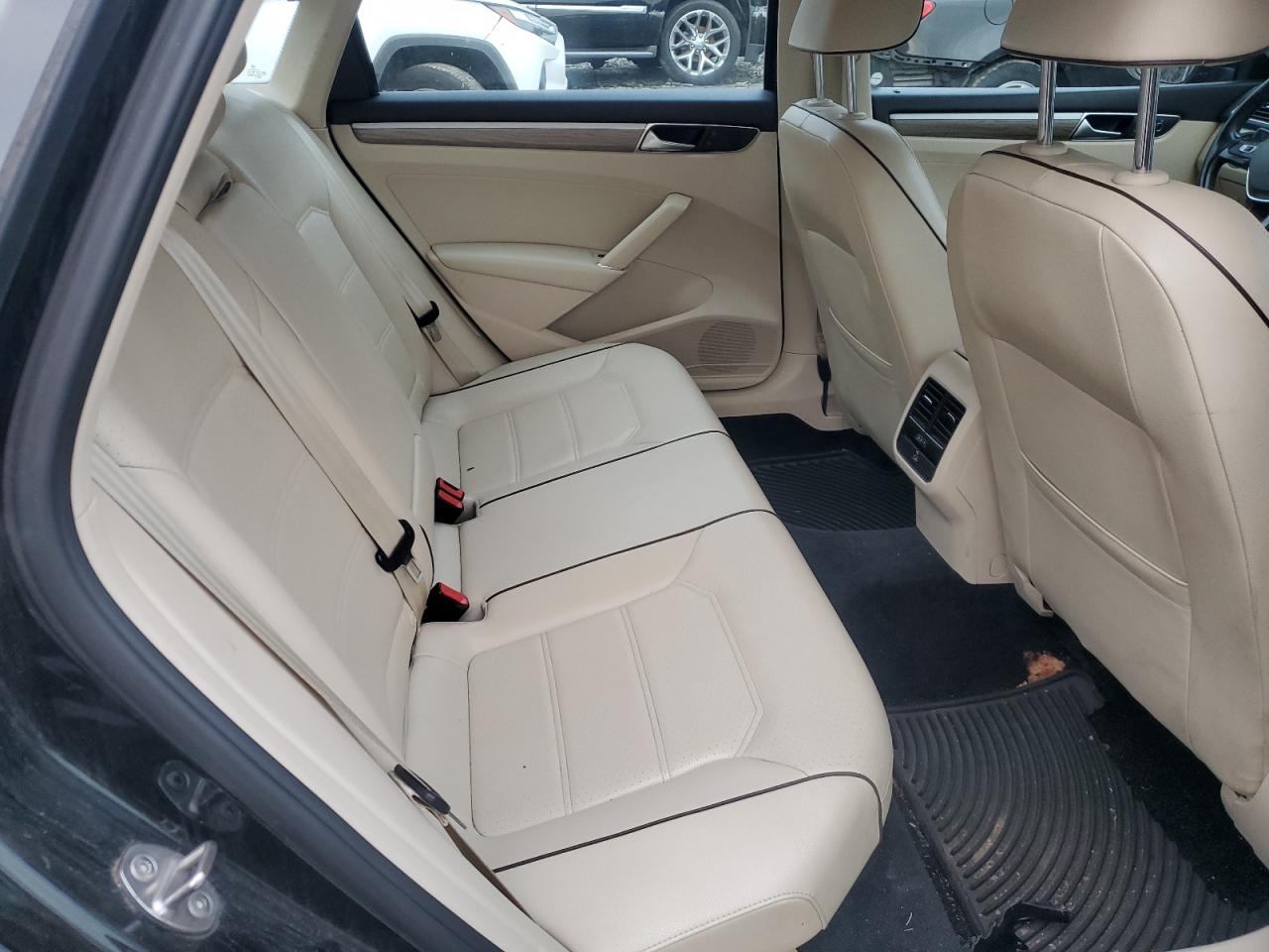 2016 Volkswagen Passat Se VIN: 1VWBT7A34GC026060 Lot: 85892554