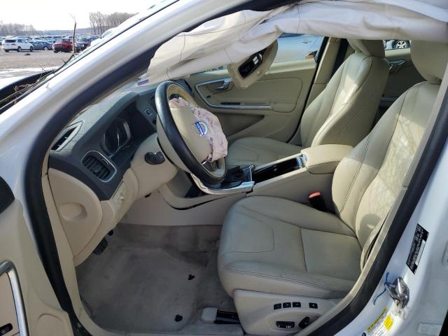  VOLVO S60 2015 Білий