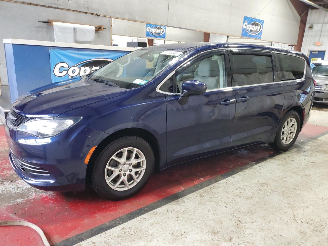 VIN 2C4RC1DG3HR722124 2017 CHRYSLER PACIFICA no.1