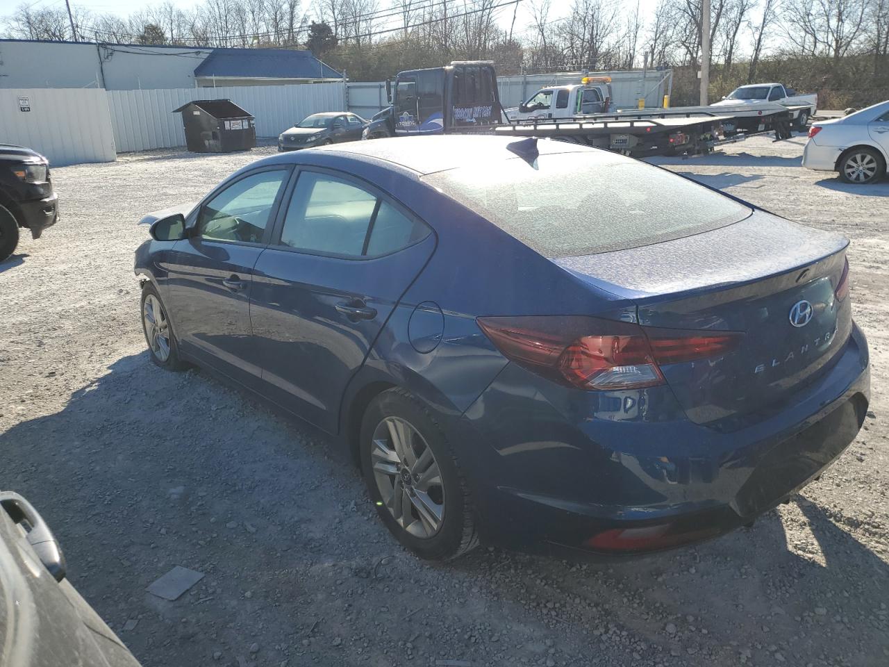 2019 Hyundai Elantra - Image 2