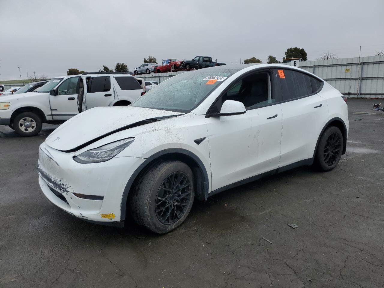 VIN 7SAYGDEE8NF362793 2022 TESLA MODEL Y no.1