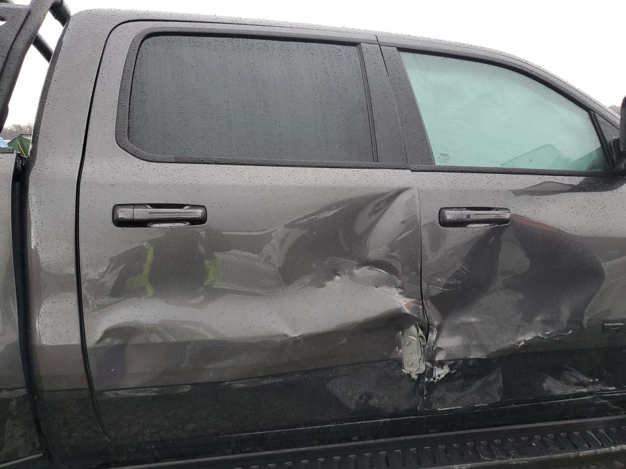 2022 RAM 1500 - Image 10