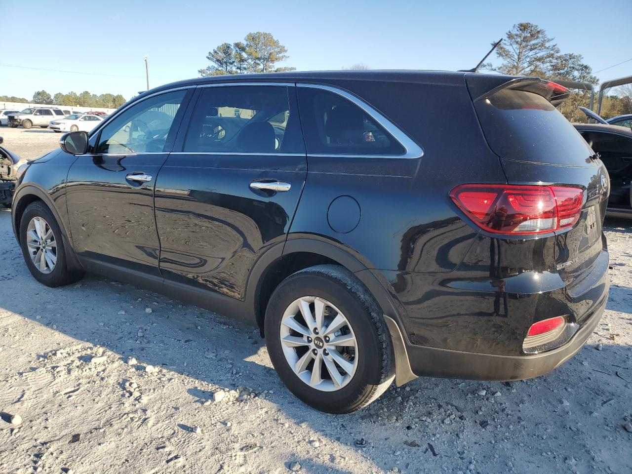 2019 Kia Sorento - Image 2