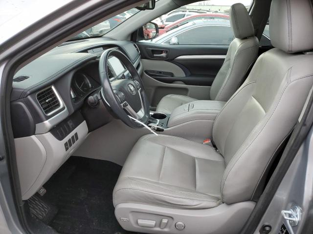  TOYOTA HIGHLANDER 2016 Srebrny