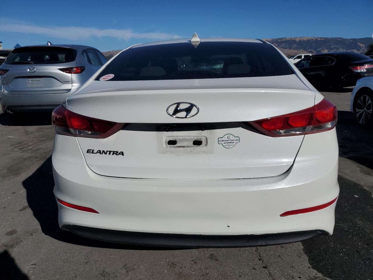 2018 Hyundai Elantra - Image 6