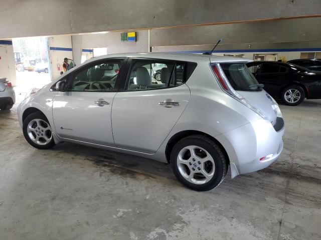 Hatchbacks NISSAN LEAF 2012 Srebrny