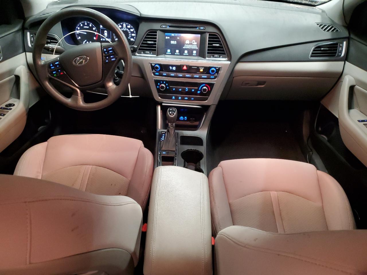 2016 Hyundai Sonata - Image 8