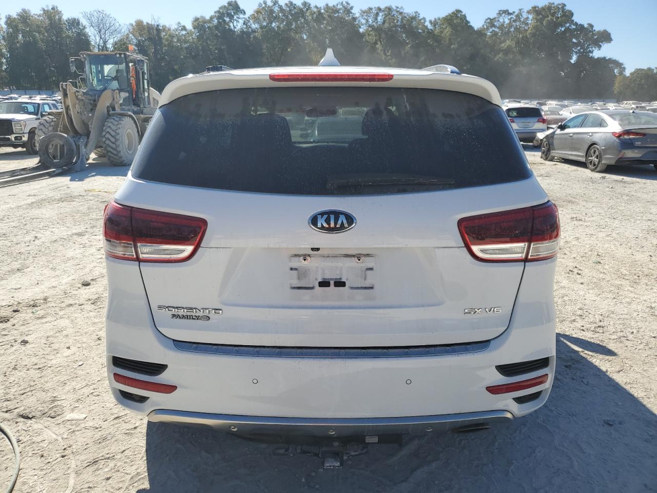 2018 Kia Sorento - Image 6