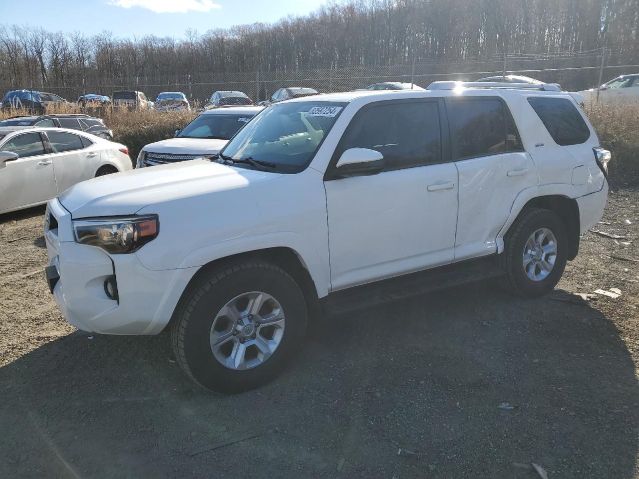 VIN JTEBU5JR3H5445785 2017 TOYOTA 4RUNNER no.1