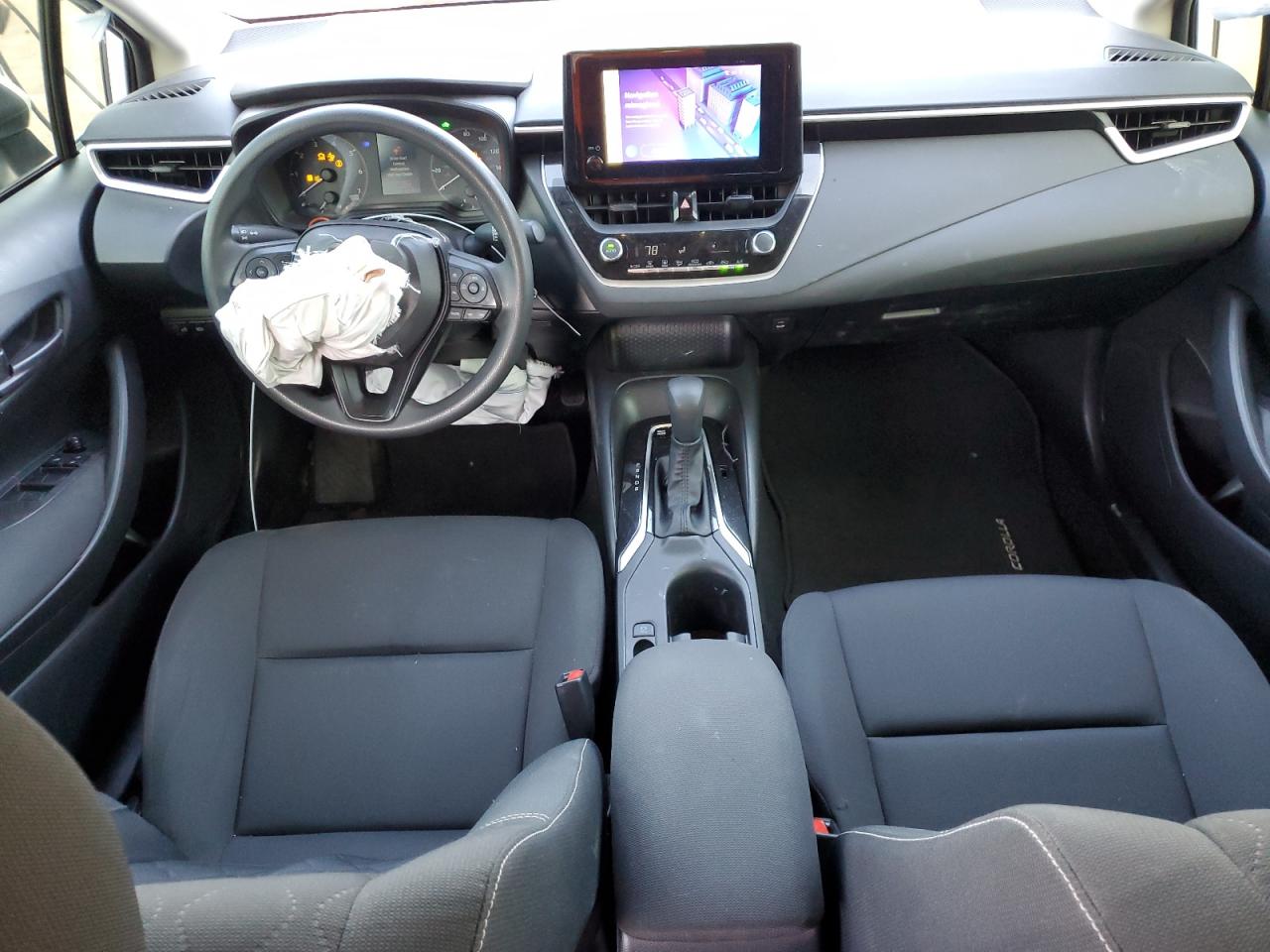 2024 Toyota Corolla Le VIN: JTDBCMFE2RJ021899 Lot: 82853504