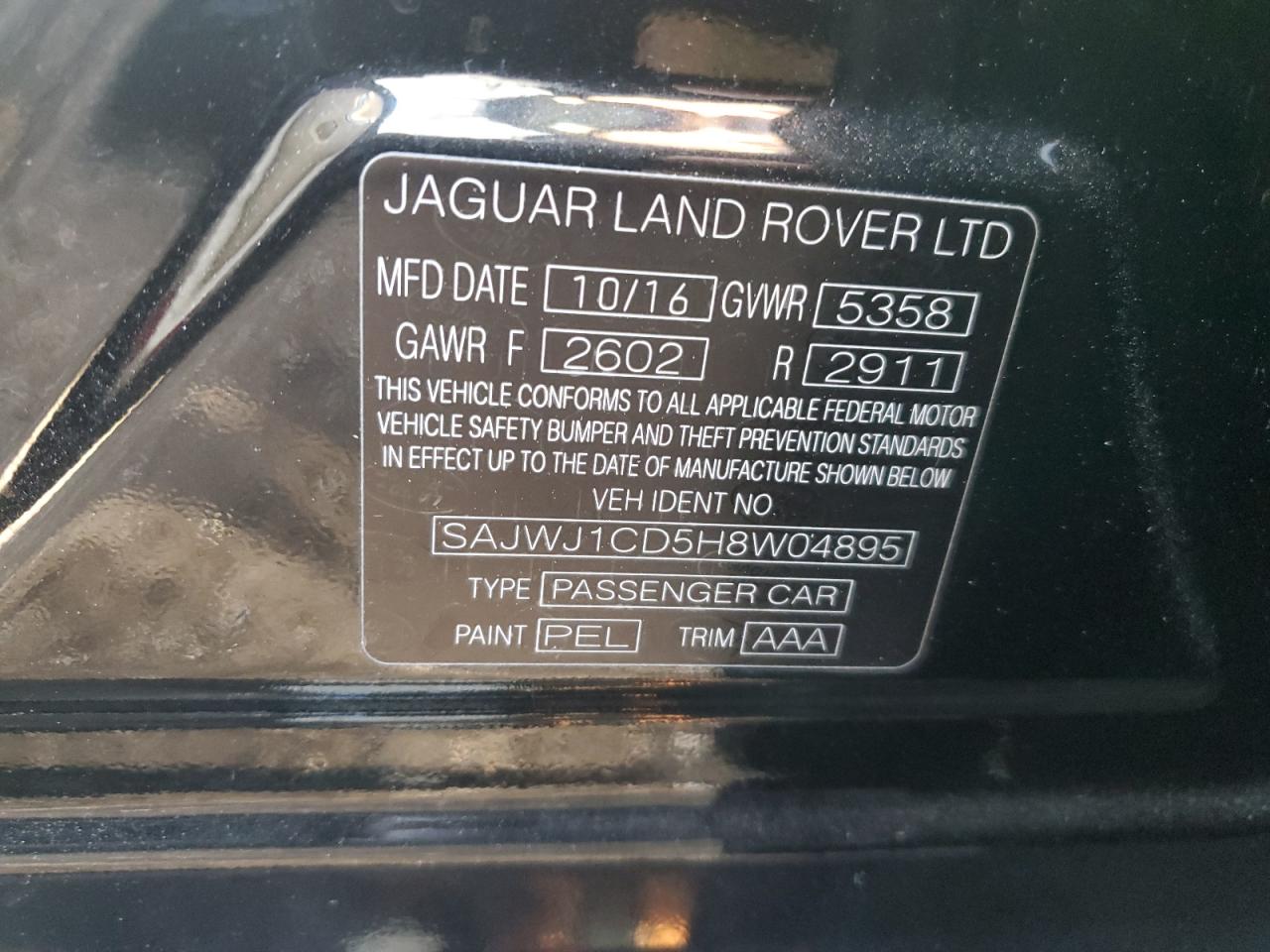 2017 Jaguar XJ - Image 12