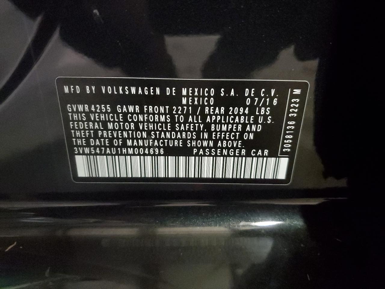 2017 Volkswagen GTI - Image 13