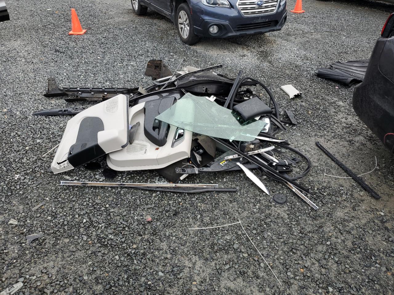 2018 Chrysler Pacifica - Image 13