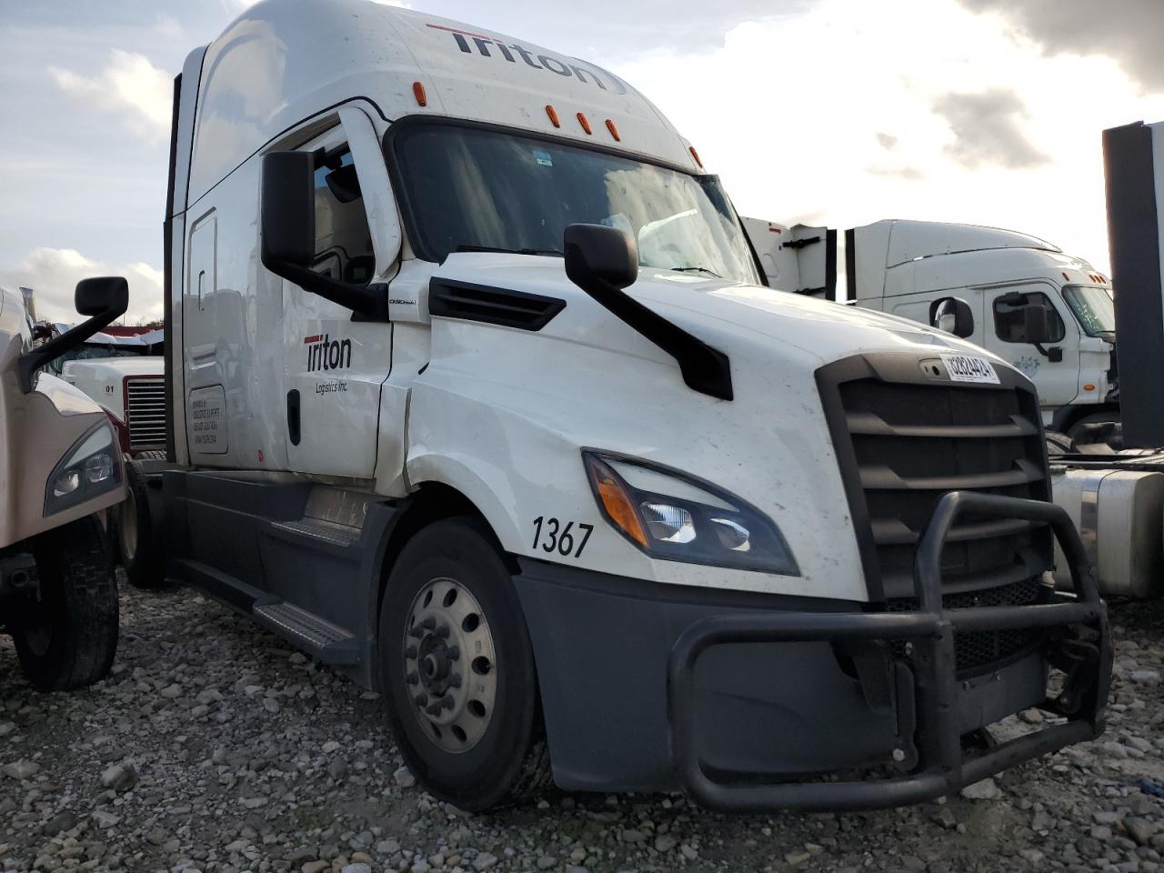 2023 Freightliner Cascadia 126  for Sale in Florence, MS - Side