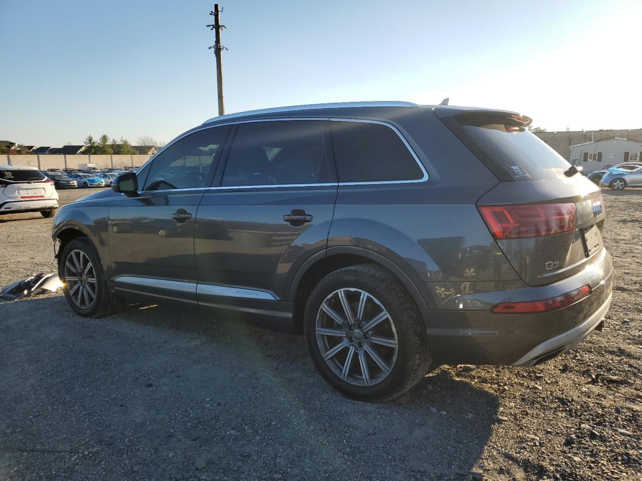2018 Audi Q7 - Image 2
