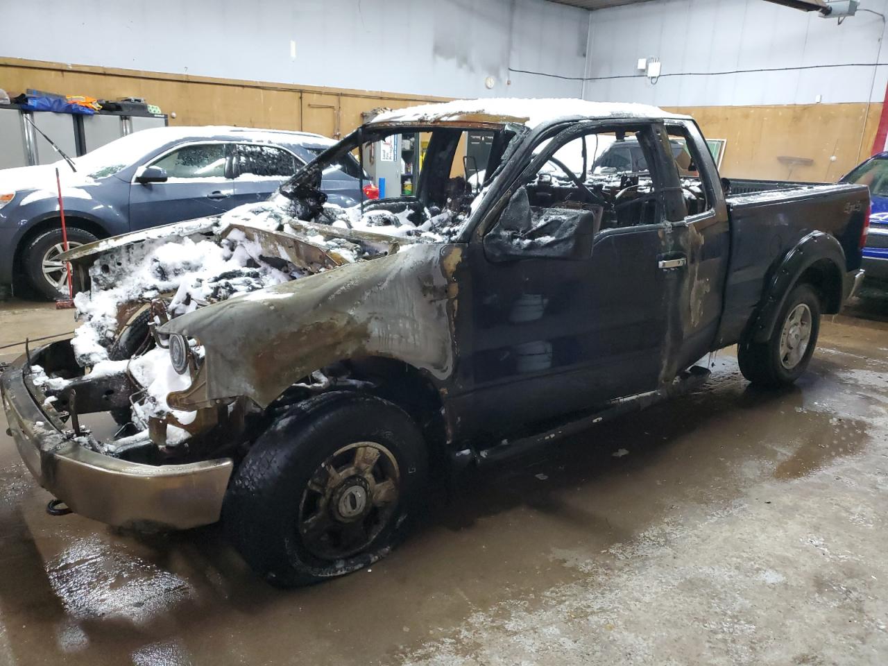 2006 Ford F150 for Sale in Kincheloe, MI - Burn - Engine