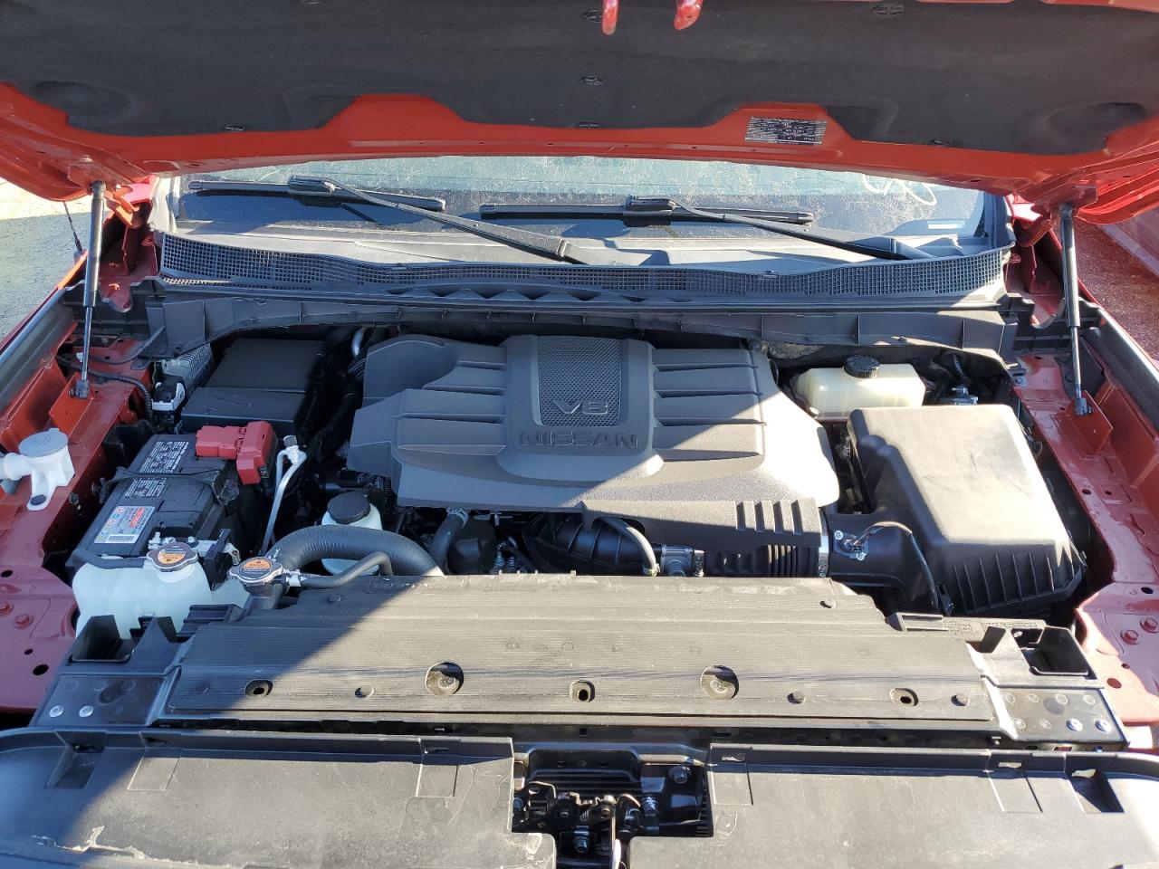 2021 Nissan Titan - Image 11