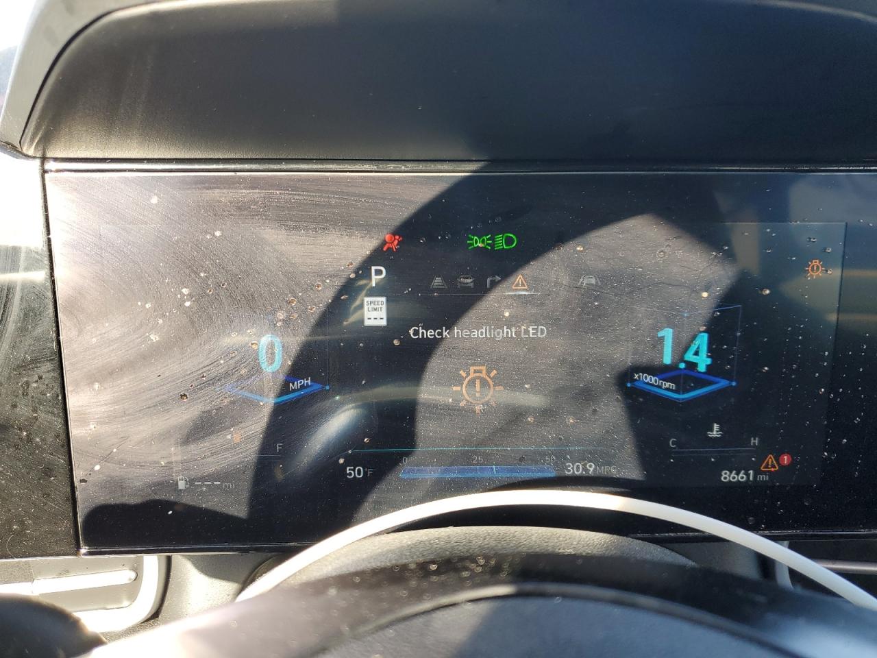 2024 Hyundai Elantra - Image 9