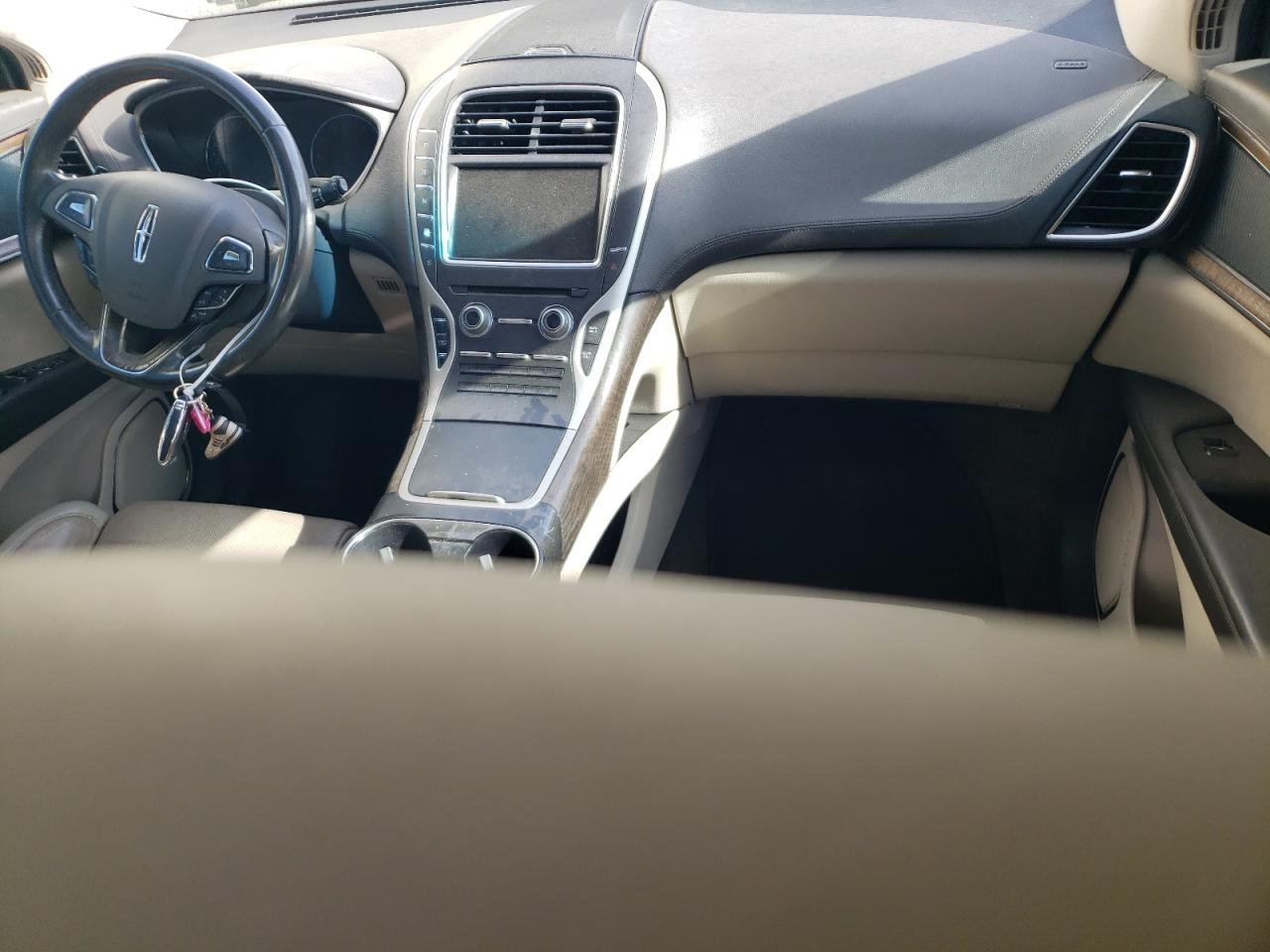 2018 Lincoln MKX - Image 8