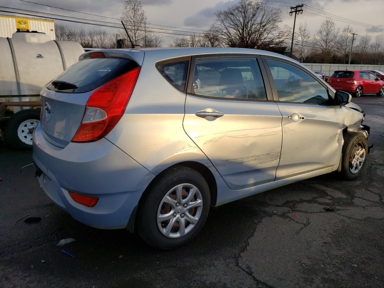 VIN KMHCT5AE2DU068404 2013 HYUNDAI ACCENT no.3