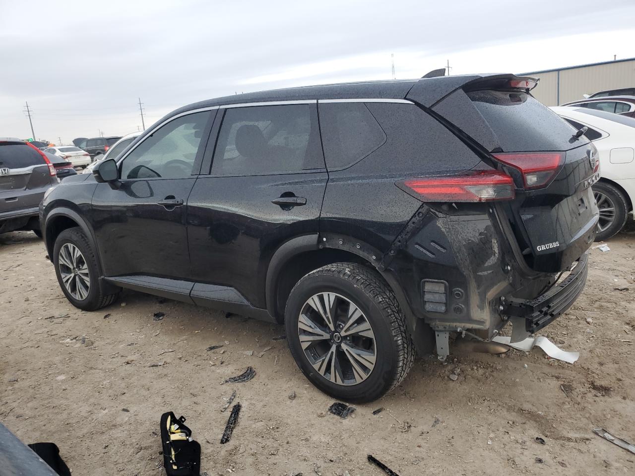 2021 Nissan Rogue - Image 2