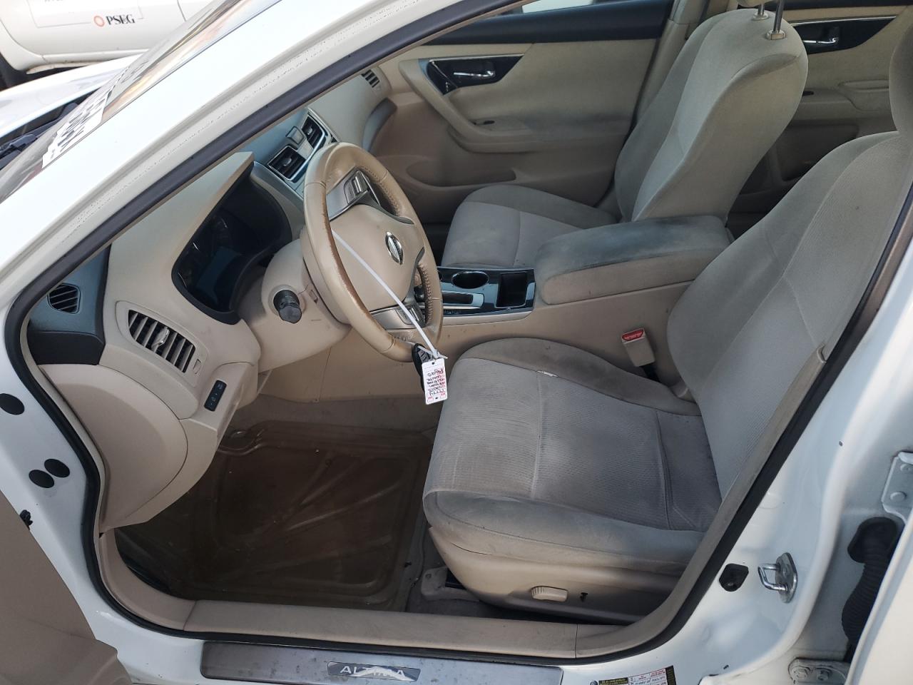 2013 Nissan Altima - Image 7