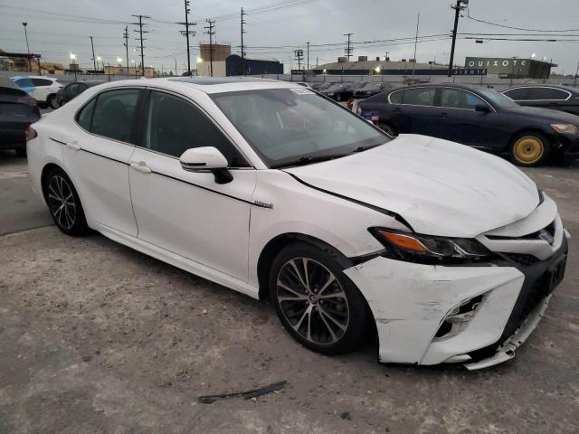  TOYOTA CAMRY 2019 White