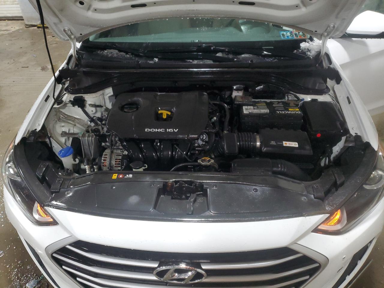 2017 Hyundai Elantra - Image 11